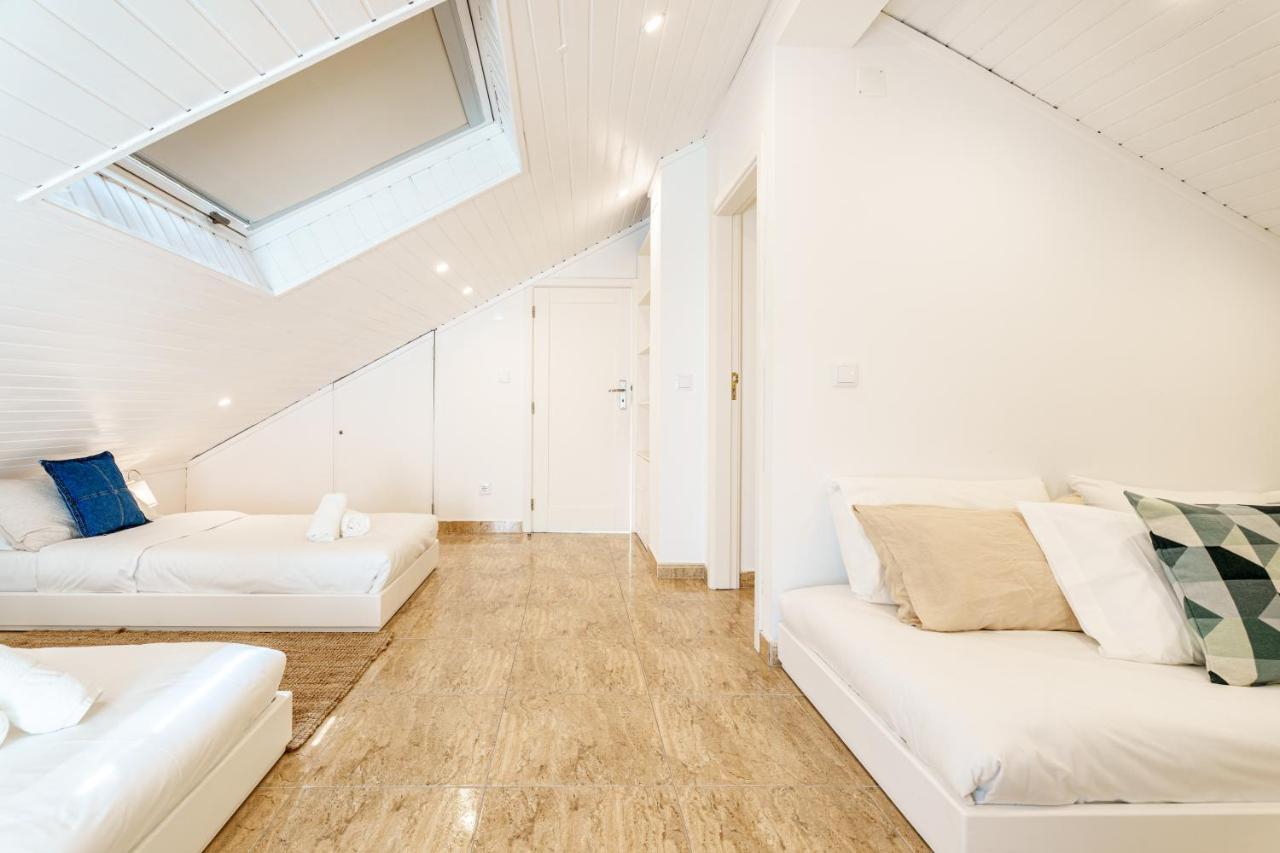 Charming Nazare Apartment-1 Minute To The Beach エクステリア 写真