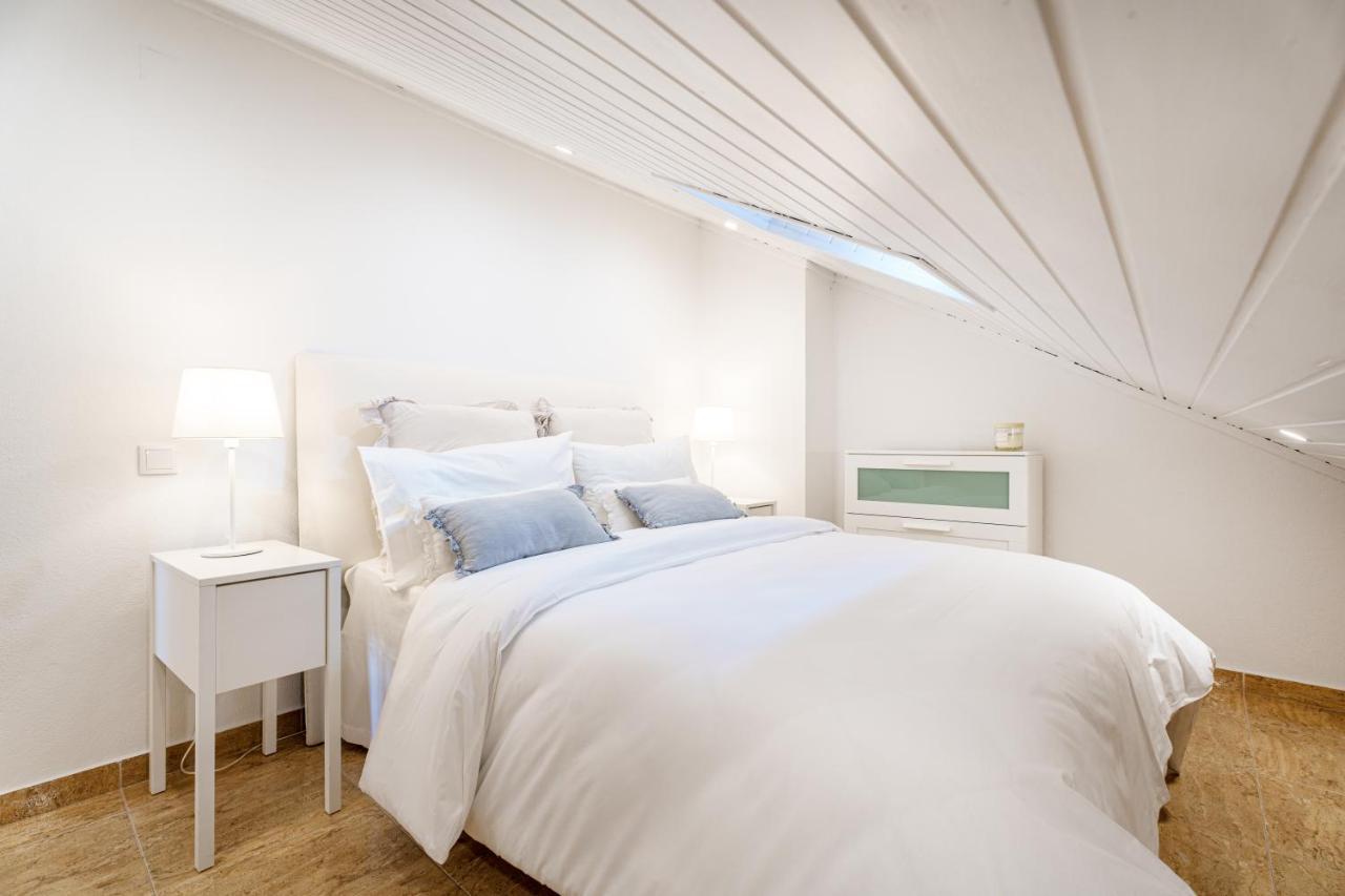Charming Nazare Apartment-1 Minute To The Beach エクステリア 写真