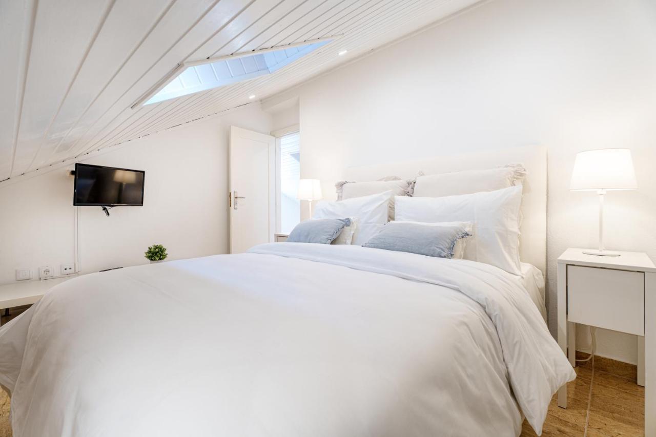 Charming Nazare Apartment-1 Minute To The Beach エクステリア 写真